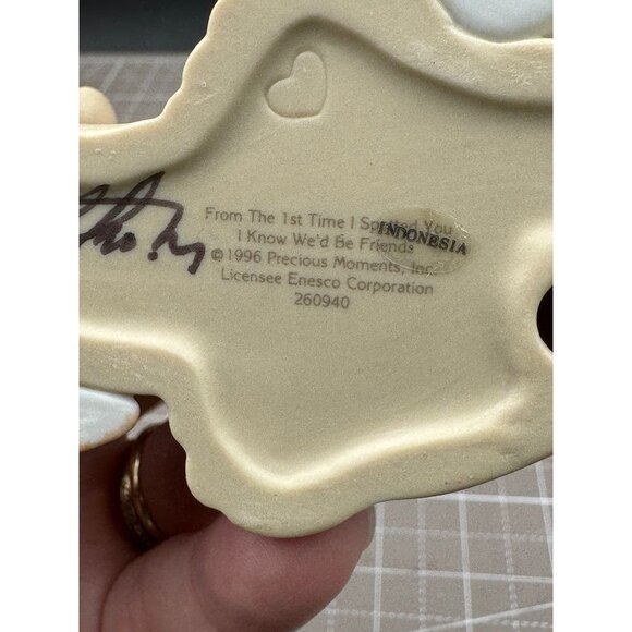 Precious Moments 1996 "I Know We'd Be Friends" Signed Jonathan - Picture 5 of 5